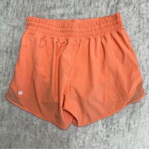 Lululemon Hotty Hot HR 4" Shorts